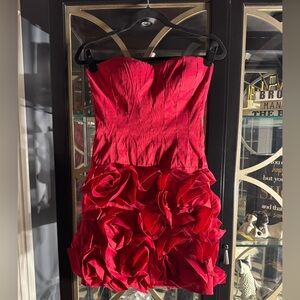 Max & Cleo Red Strapless With Flower Detail Size 4
